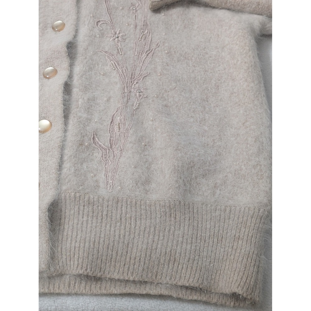 Vtg Venesha Angora Sweater Cardigan Large Pale Pink Fuzzy Pearl Beaded Preppy - Picture 10 of 15